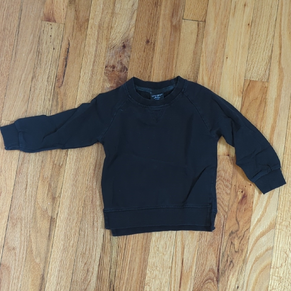 Black Long Sleeve Sweatshirt